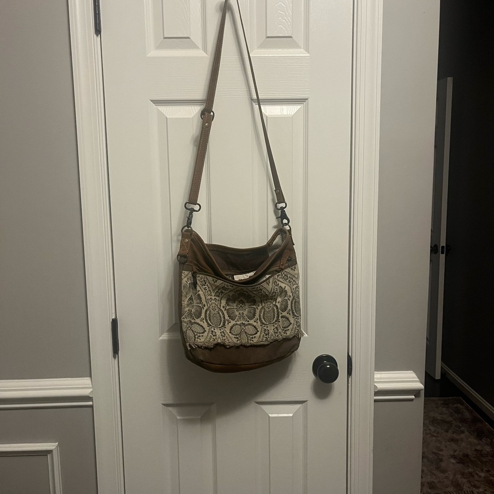 Sling Myra Brandish over your shoulder‎ purse and add some sass to your outfit!